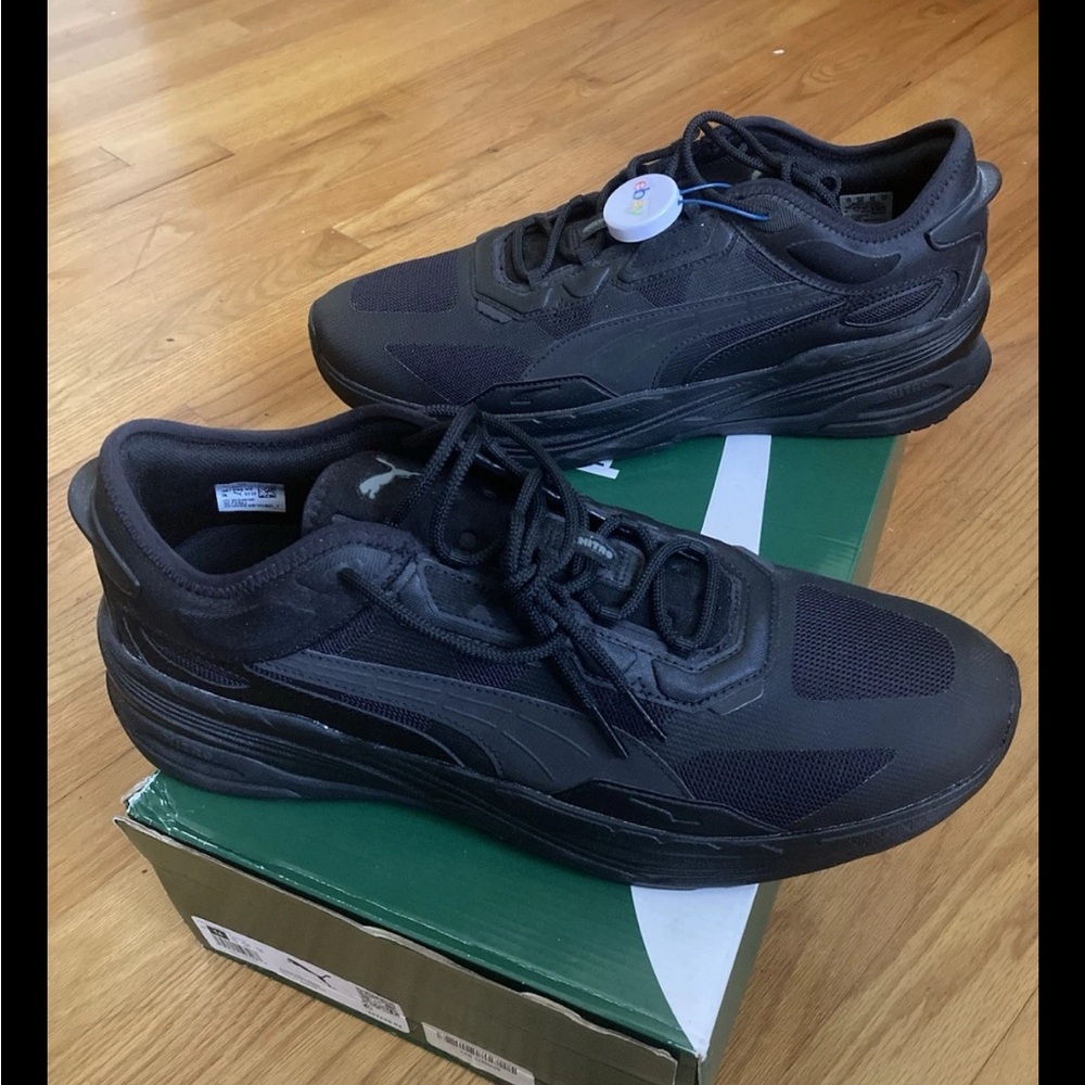 Puma Men's Triple Black Sneakers